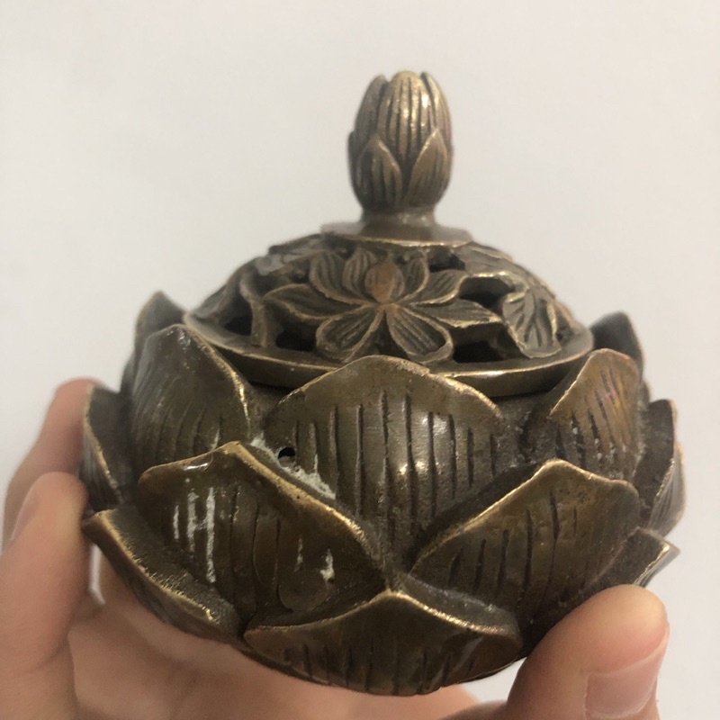 LƯ XÔNG TRẦM HOA SEN