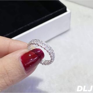 nhẫn kim tiền bạc đính đá kiểu mới