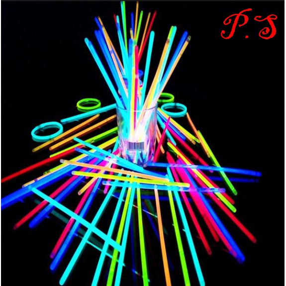 FREESHIP ĐƠN 99K_Combo 10 que phát sáng chơi Party ( dùng m