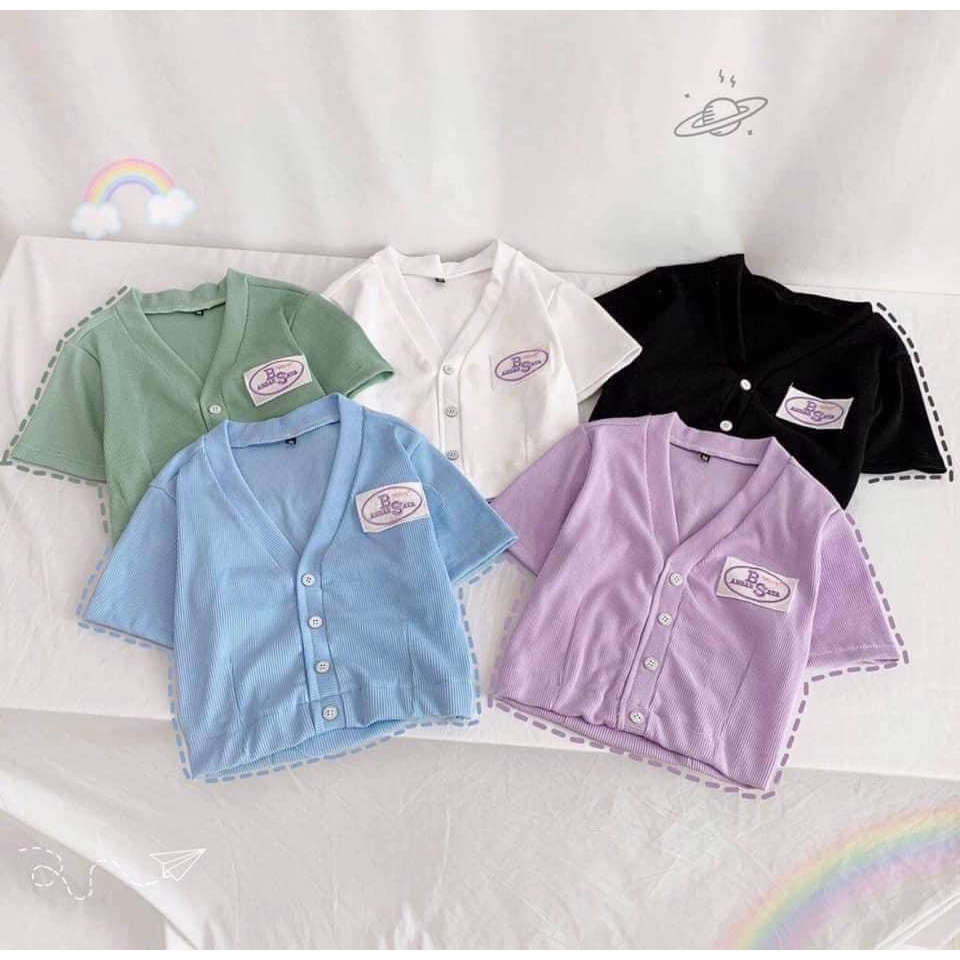 Áo croptop nữ cổ v khuy cài đính logo- áo cardigan cộc tay ôm body sexy tôn dáng phong cách ulzzang hàn quốc