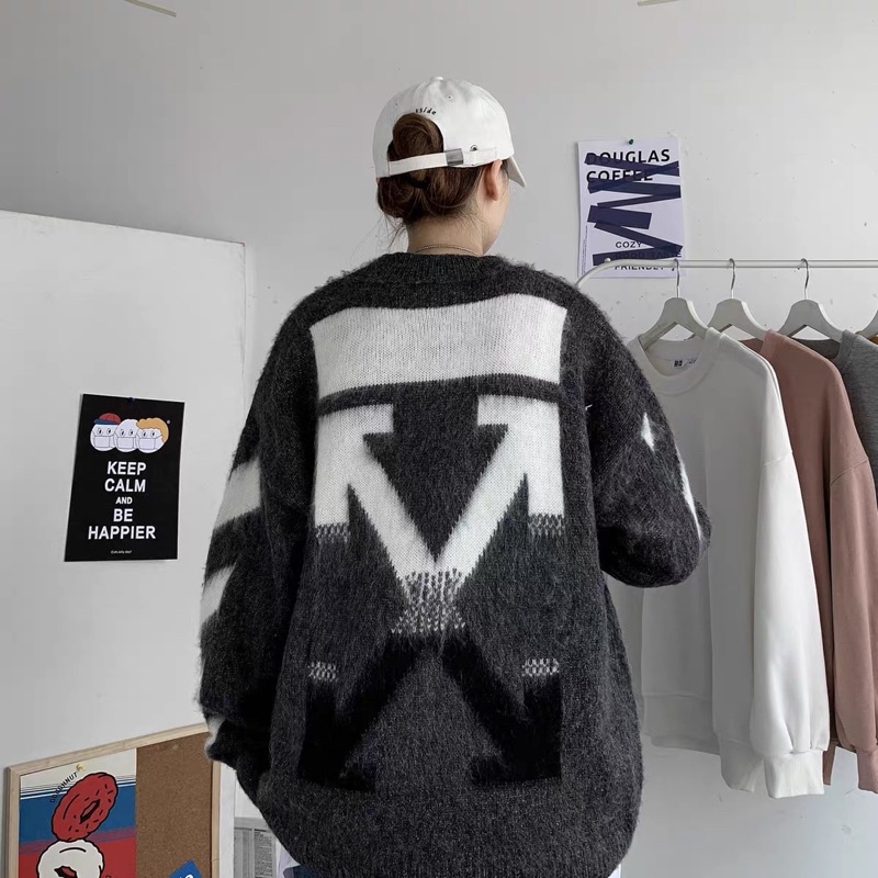 Áo len lông off white mai phương bùi