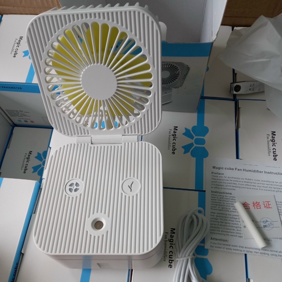 Quạt phun sương mini để bàn 3 tốc độ gió, 2 chế độ sương