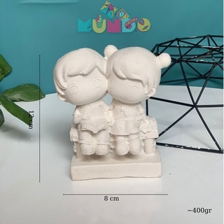 Tượng tô màu cao cấp chọn mẫu SIZE L COUPLE BOOK, tượng thạch cao MUNDO