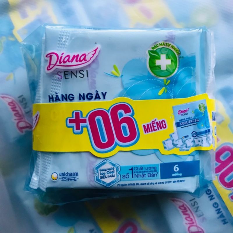 Gói băng vệ sinh Diana Sensi hàng ngày 20 miếng(4 gói 5 miếng) 2027