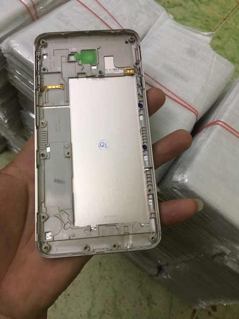 Vỏ điện thoại sam sung j7 prime vỏ lưng
