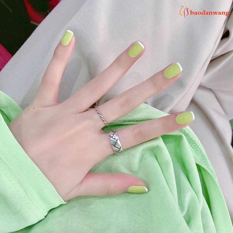 [Hàng mới về] 24 Móng tay giả màu xanh lá viền trắng thời trang cho nữ