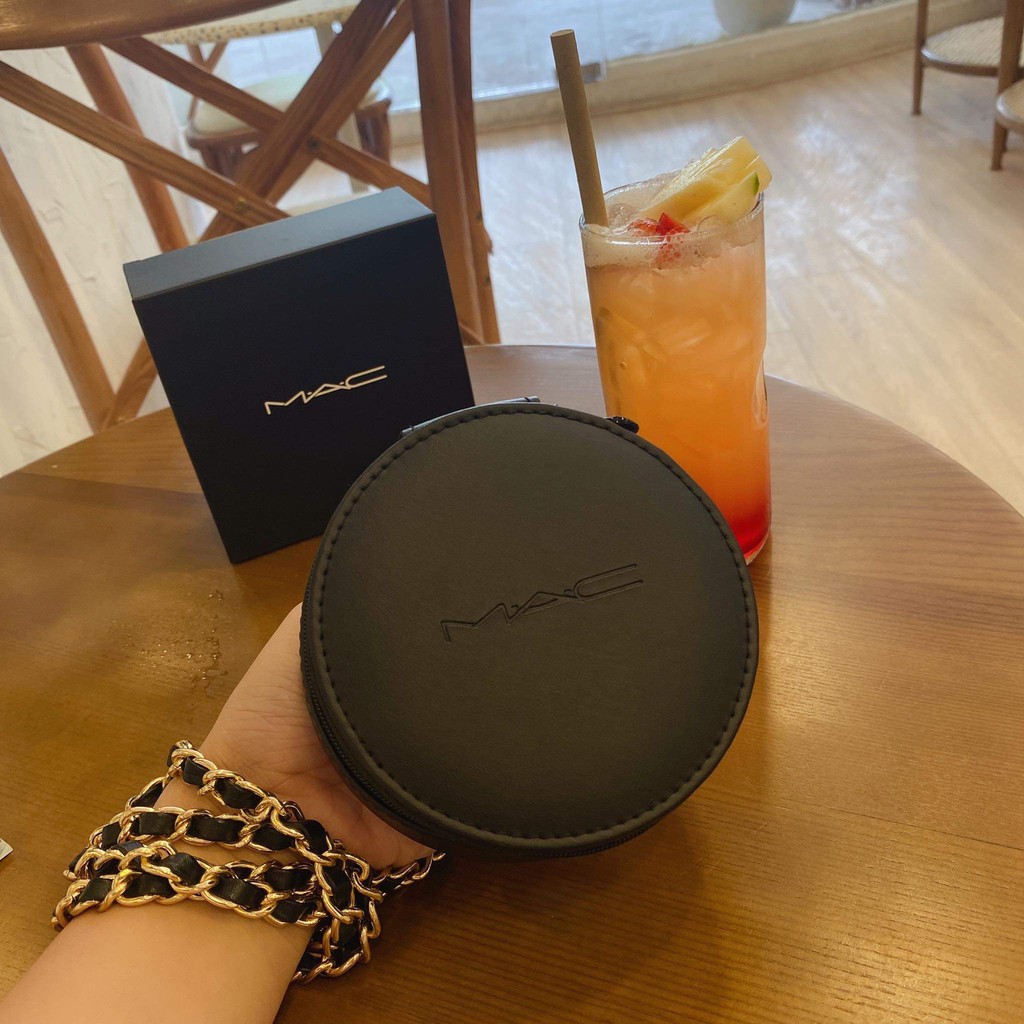 Túi tròn Pouch MAC AUTHENTIC