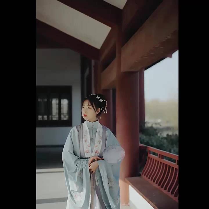 Quạt tròn cổ trang Hán phục - Quạt tròn tay cầm cán gỗ phong cách Trung Quốc Bảo Nghi Quán (Có clip,ảnh thật) | BigBuy360 - bigbuy360.vn