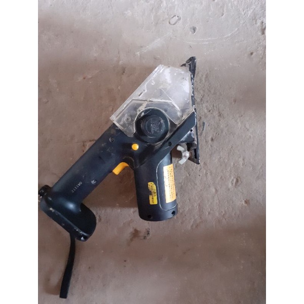 Thân máy cắt thạch cao nhật bãi