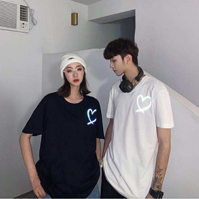 Áo Thun Phản Quang Unisex tay lỡ Trái Tim dạng cặp