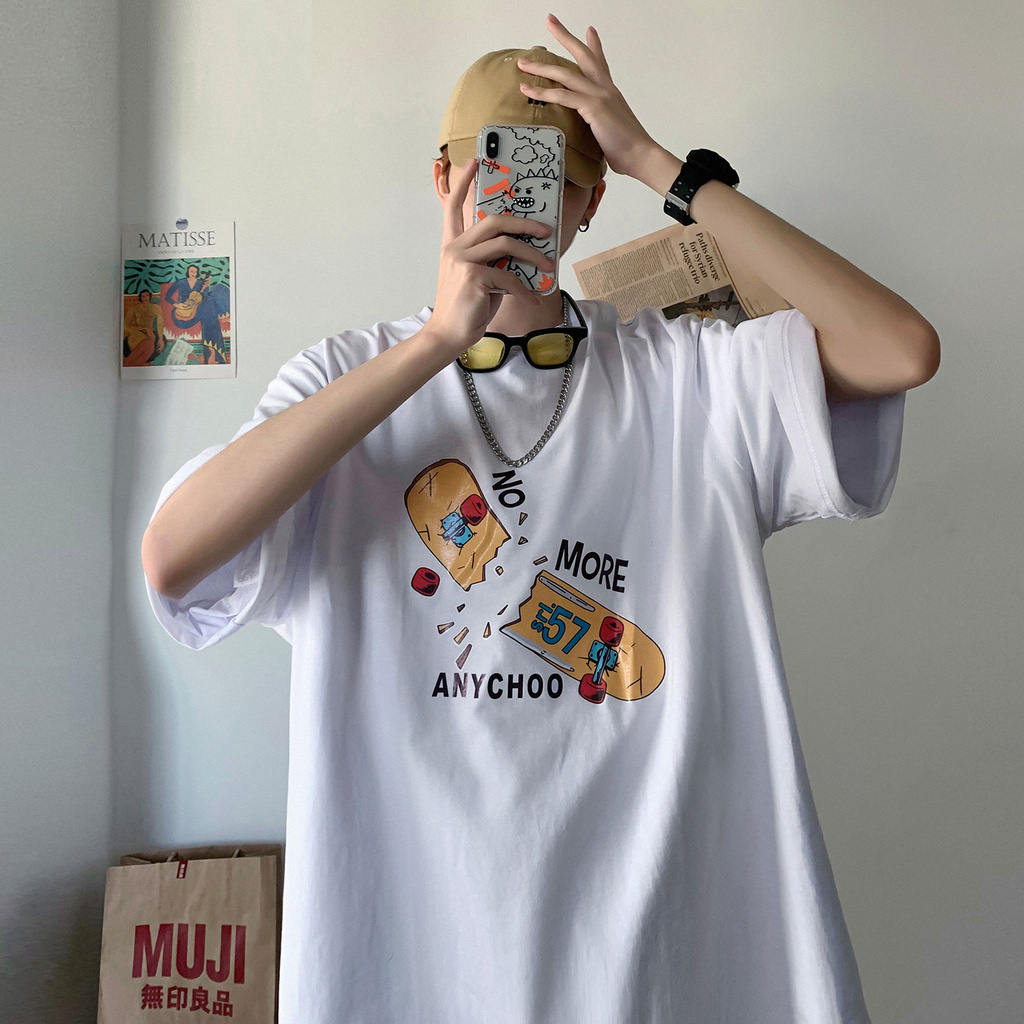 Áo thun tay ngắn dáng rộng in họa tiết ván trượt phong cách Hồng Kông thời trang cho nam