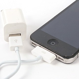 Dây Cáp Sạc Iphone 4 Loại Tốt