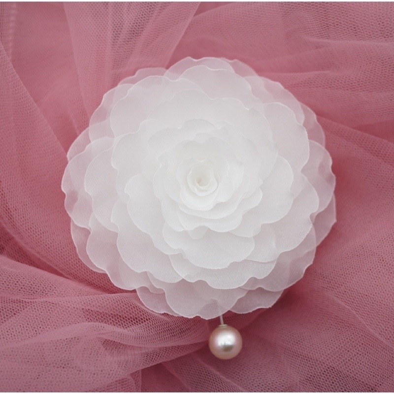 Hoa cài áo - Hoa hồng cài áo cánh đốt tự nhiên