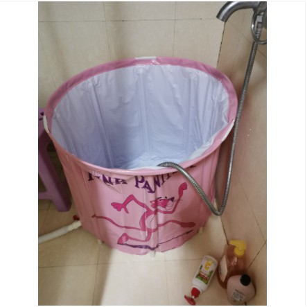 BỒN TẮM GẤP GỌN TRONG NHÀ.