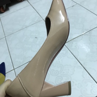 Thanh lý giày cao cấp các loại