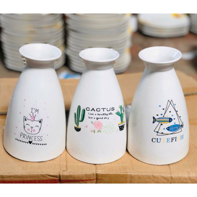 Lọ cắm hoa hình phễu, gốm Bát Tràng