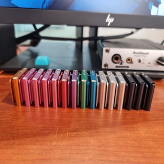 Máy nghe nhạc iPod shuffle gen 2, gen 4