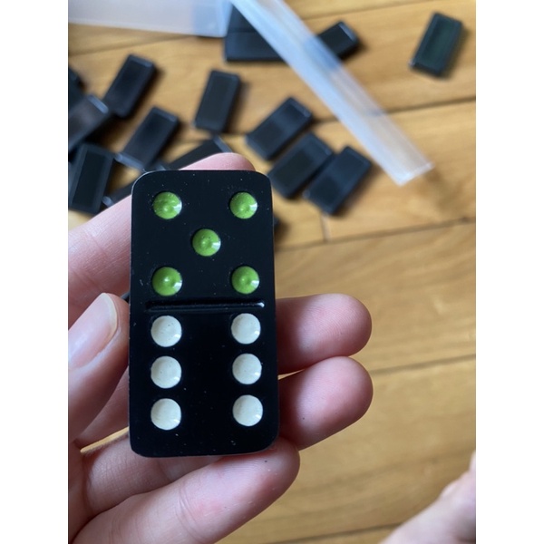Bộ cờ domino nhựa trắng; đen