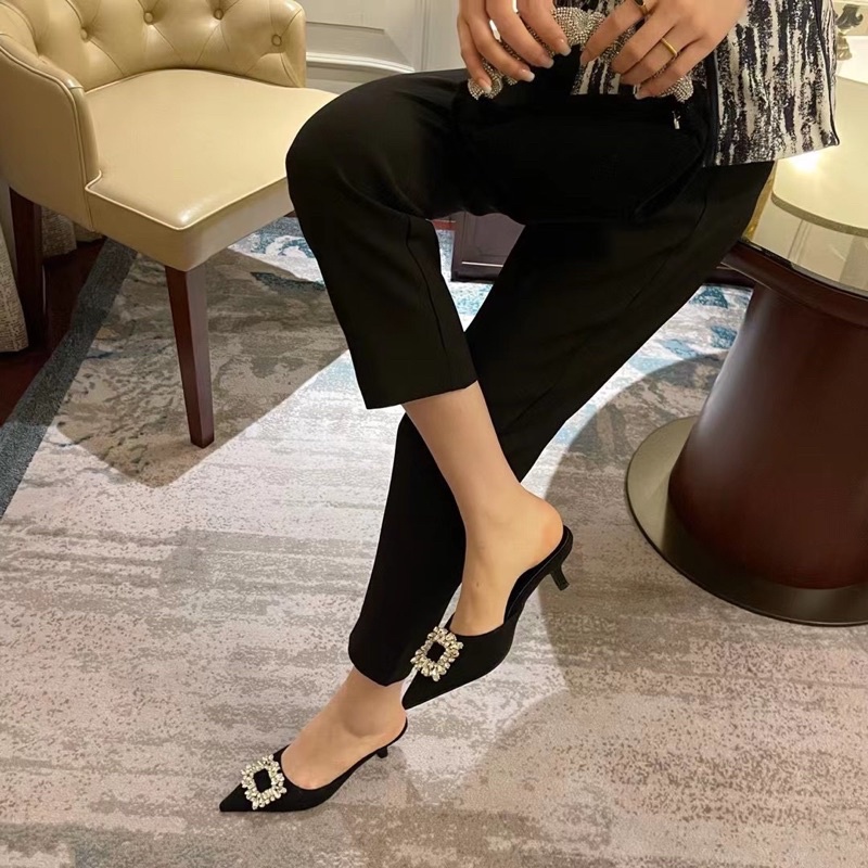 Sục Mũi Nhọn Tag Hoa Đá Vải Mềm Hàng QCCC Loại 1
