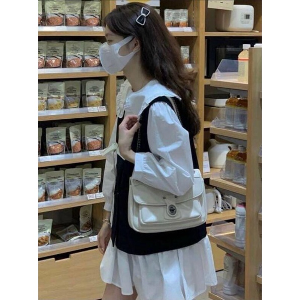 Sét váy kèm áo ghile hottrend phong cách Hàn Quốc dành cho nữ | BigBuy360 - bigbuy360.vn