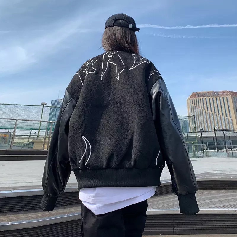 ÁO KHOÁC BOMBER PHỐI TAY DA NAM NỮ -AKD4-Vải kaki phối Tay Da cực ngầu hình thêu màu đen