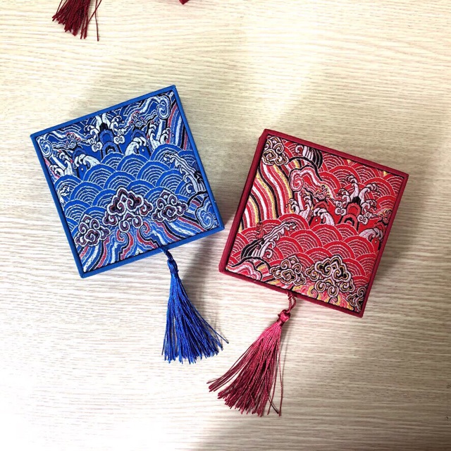 Vòng tay nam khắc Om Mani Padme Hum 16 ly