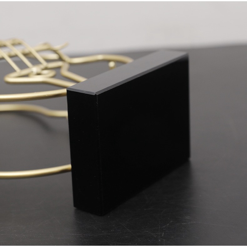 Decor đàn Piano mô hình Violin Phong cách Châu Âu sang trọng.