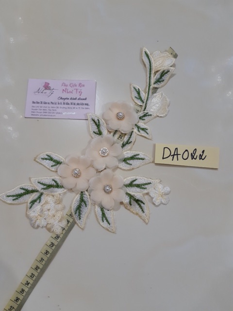 Hoa von 4 bông nhỏ mã DO022