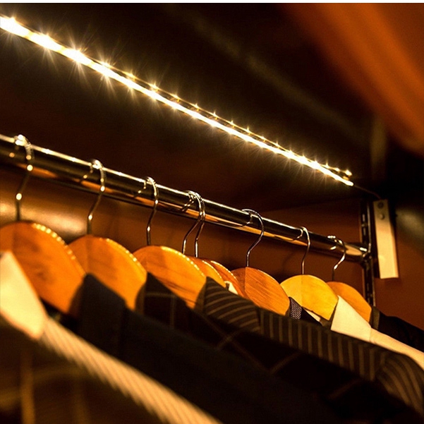 Đèn LED cảm biến chuyển động PIR không dây độc đáo trang trí nội thất gia đình