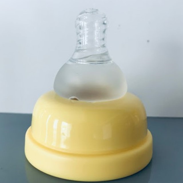 Bình Sữa PP cổ hẹp có quai cầm không BPA an toàn cho Bé 140ml - Kichilachi (Công nghệ Nhật)