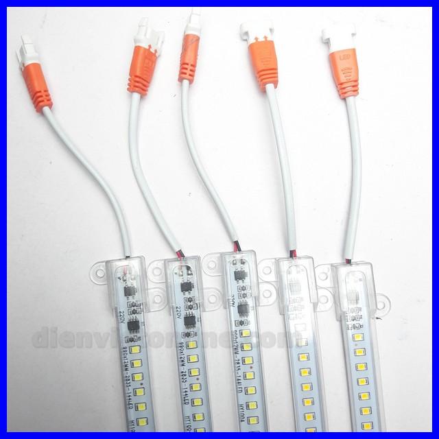 [Combo] 5 đèn led thanh vỏ nhựa 220V 50CM - Điện Việt. Có thể nối tiếp nhiều thanh lại với nhau.