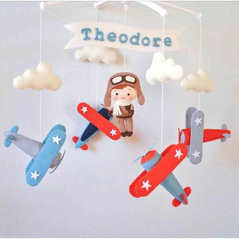 Treo nôi cũi, xe đẩy mẫu Bầu trời của bé giúp bé chơi tự lập