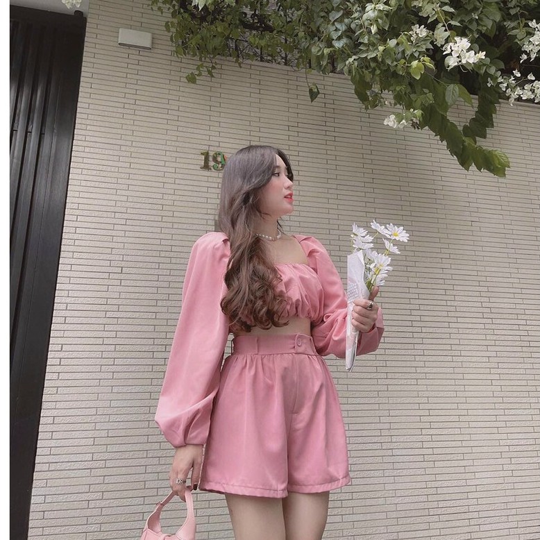 Set bộ áo croptop kèm quần đùi siêu cute cho nàng dễ thương cho nàng năng động đi biển đi chơi công sở