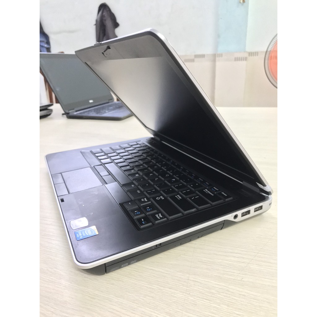 [Mã ELLAPTOP giảm 5% đơn 6TR] Laptop dell latitude E6440 cũ i5 4200M, 4GB, 320GB, màn hình 14.1 inch | BigBuy360 - bigbuy360.vn