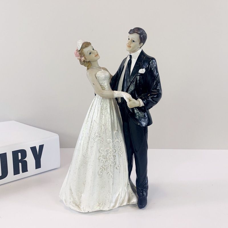 Phụ Kiện Trang Trí Bánh Kem Hình Cô Dâu Chú Rể Bằng Nhựa Resin