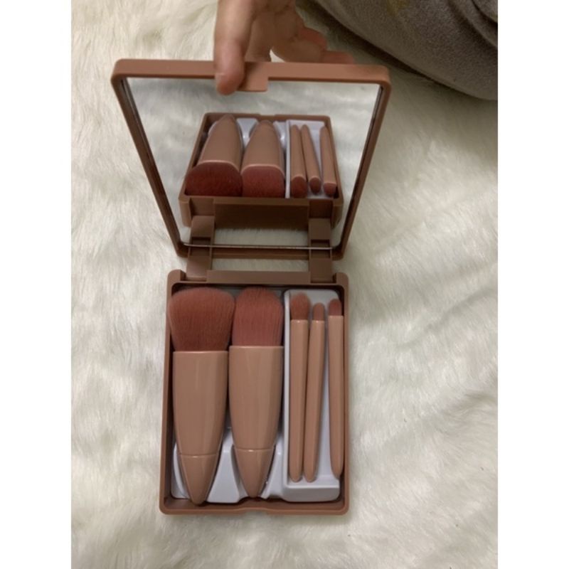 Bộ 5 cọ trang điểm mini màu hồng có gương