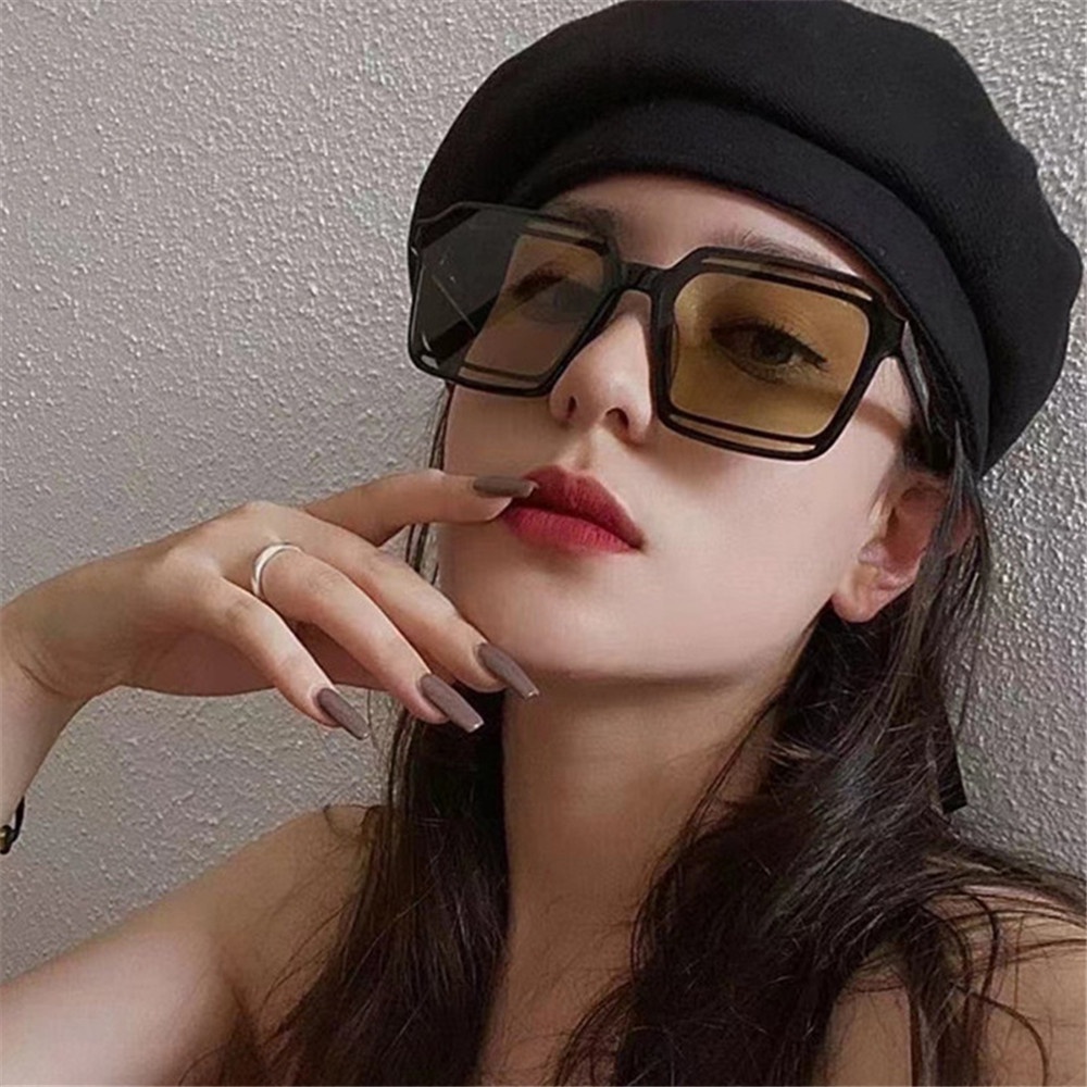 Kính Mát Gọng Vuông Rỗng Phong Cách Retro Hàn Quốc Cho Nữ