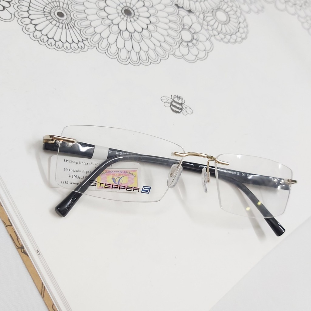 Gọng Kính Khoan Không Viền STEPPER Titanium