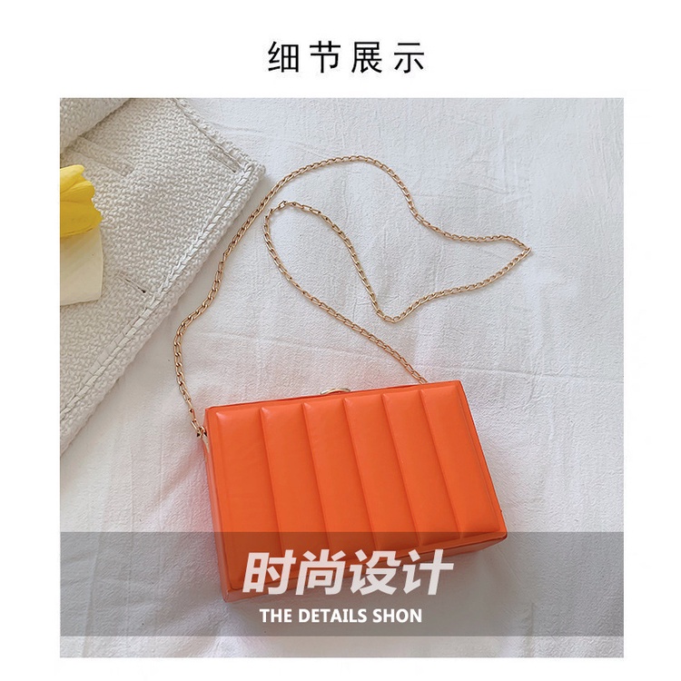 Túi đeo JASMIN NOIR chéo nắp gập in họa tiết kẻ sọc phối dây xích thời trang cho nữ