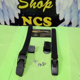 Khóa giày patin có sẵn ốc về chỉ việc thay
