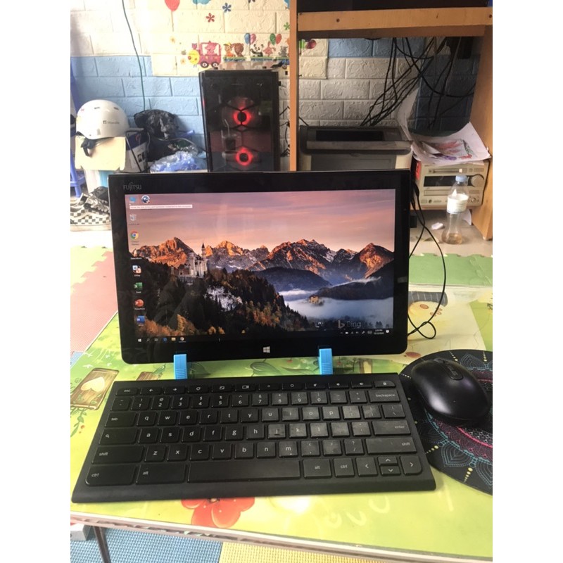 Laptop 2 trong 1 Fujitsu Stylistic Q704 đã qua sử dụng | BigBuy360 - bigbuy360.vn