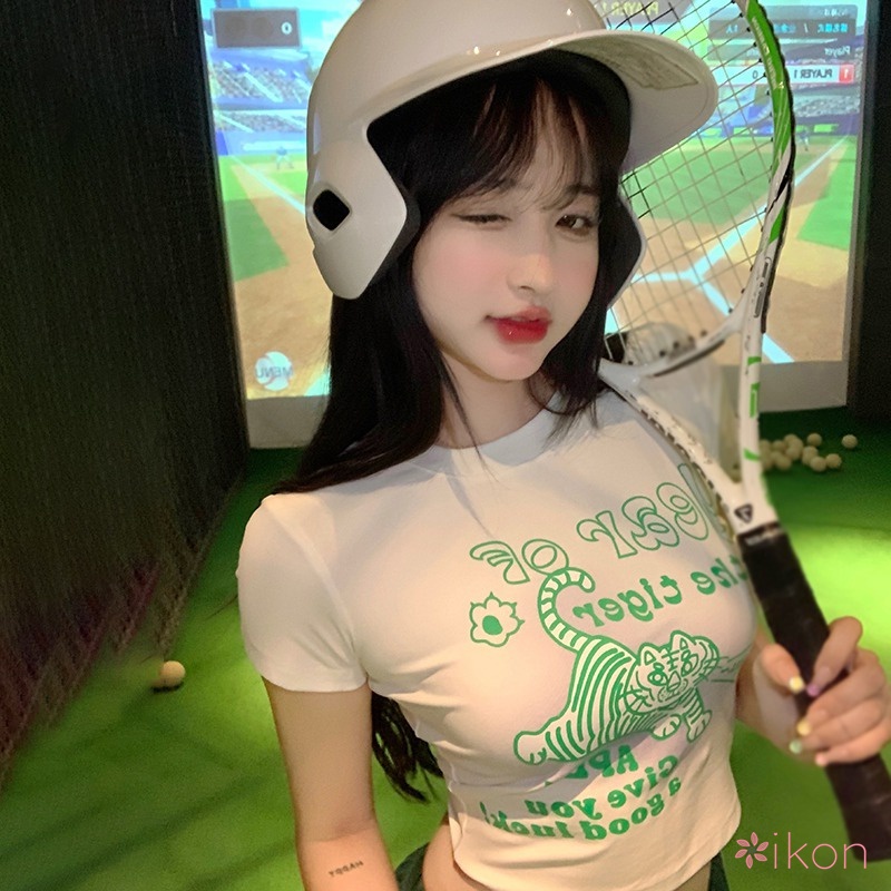 Áo Thun Cổ Tròn In Họa Tiết Hoạt Hình Xinh Xắn Dành Cho Nữ