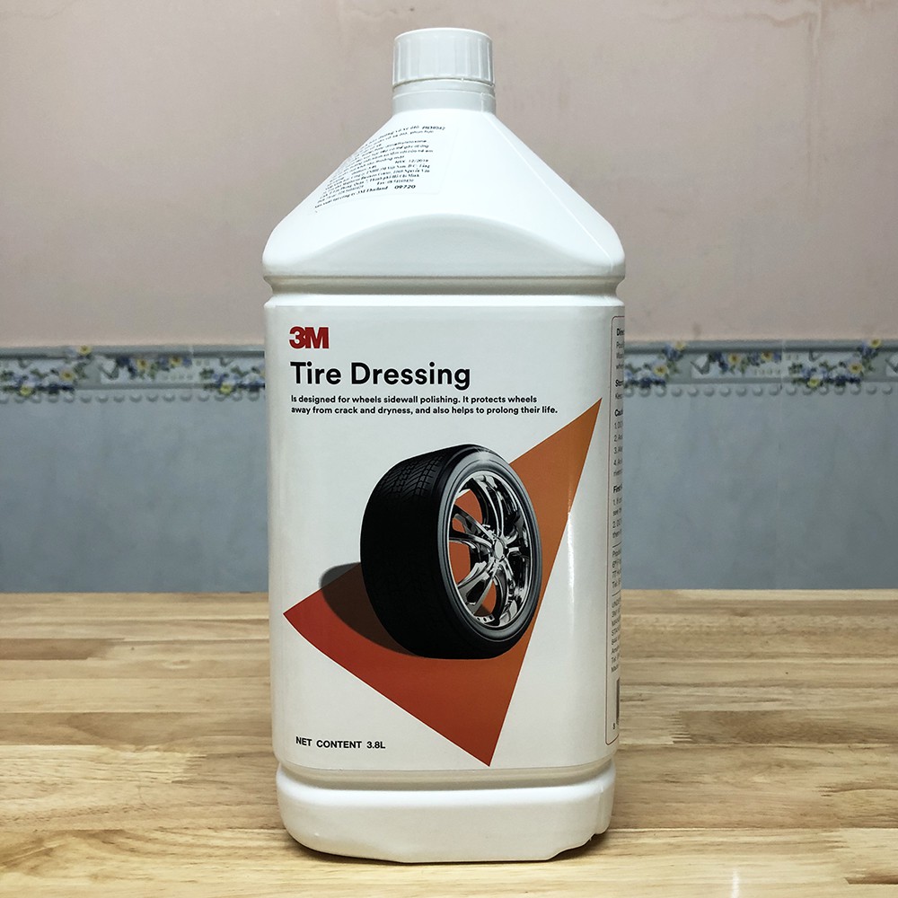 Chất Bảo Dưỡng Khoang Máy Lốp Xe Ô Tô 3M Tire Dressing 3,8 Lít