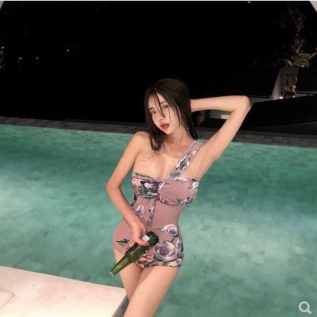 Bikini/ đồ bơi liền thân quai lệch hoạ tiết (có sẵn, ảnh thật)