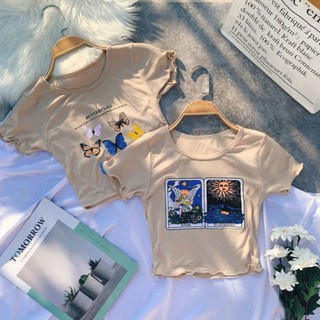 Áo croptop in hình