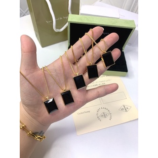 Dây chuyền titan mặt đá đen