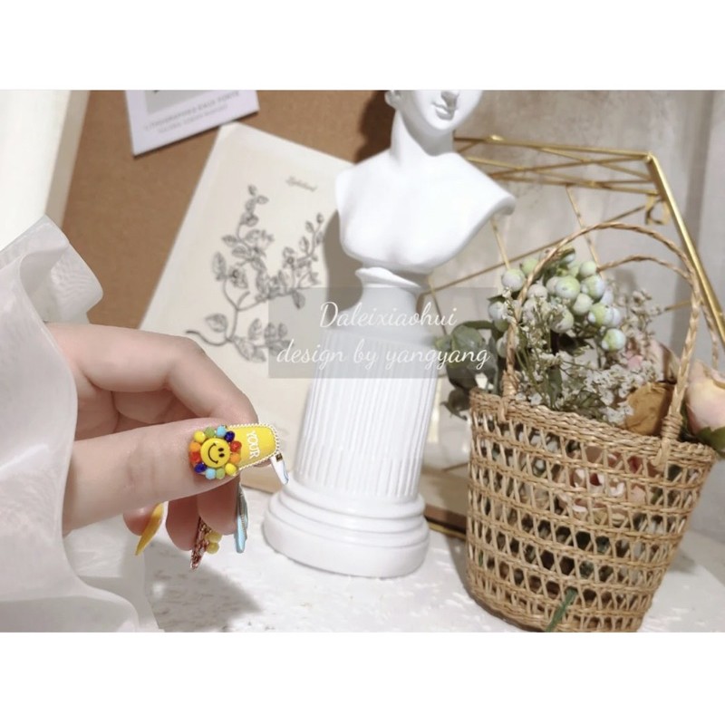 Charm hướng dương mặt cười đủ màu