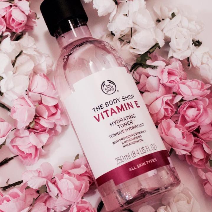 THE BODY SHOP (Hàng Mới Về) Toner Vitamin E Cấp Ẩm Chăm Sóc Da Toàn Thân 250ml