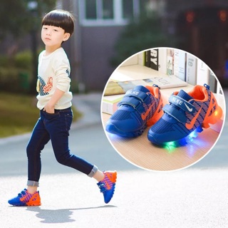 Giày Thể Thao Có Đèn Nháy Cho Bé