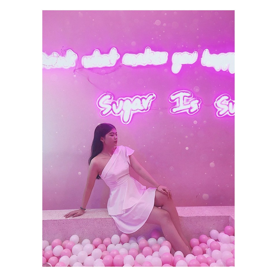 Đầm dự tiệc xòe tay loe lệch vai thiết kế / Đầm dự tiệc hàng thiết kế | BigBuy360 - bigbuy360.vn